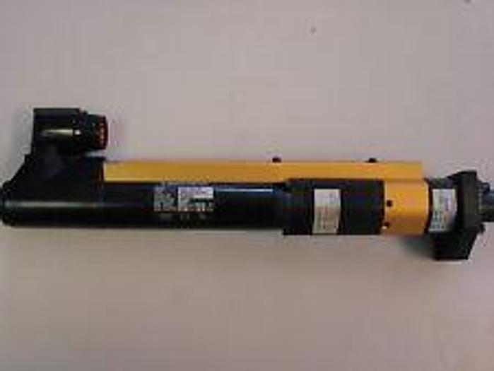 Used TOOL HOLDERS, WORK HOLDING, CHUCKS, MACHINE ACCESSORIES, ROBOT PARTS, WELDERS, SMALL MACHINES