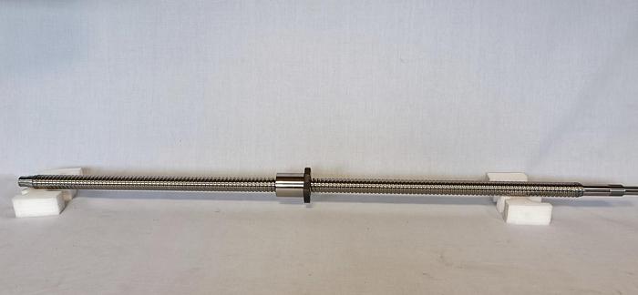 Geschliffener Präzisions Kugelgewindetrieb, D40x20, 1600mm, Rexroth, neu