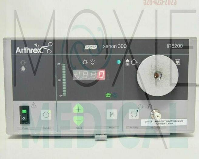 Used Arthrex IR8200 SCB Xenon 300 Light Source