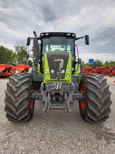 Usato 2009 CLAAS AXION 830 TRACTOR