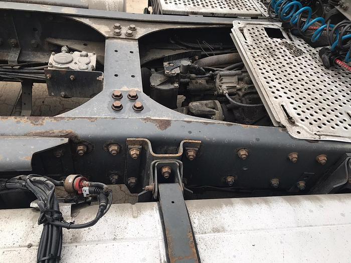 Usado 2001 DAF XF 95 430 ZF manual tractor unit