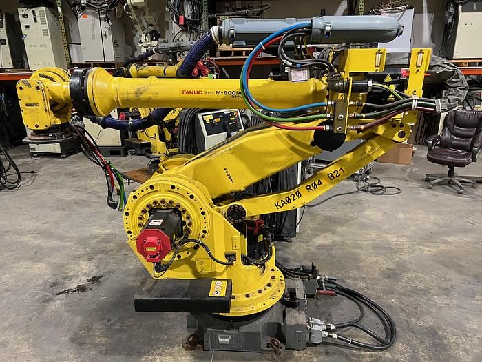 Used FANUC M900iA/260L, CLEANED AND TESTED, ONLY 4,493 HOURS