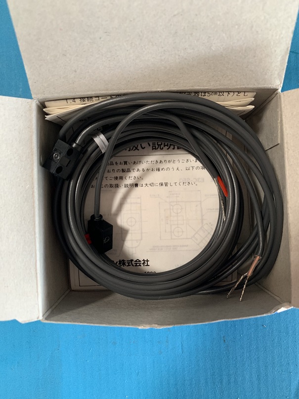 Used Omron Photoelectric Switch E3C-S10