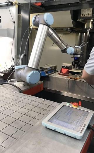 Used 2017 UNIVERSAL ROBOTS UR10
