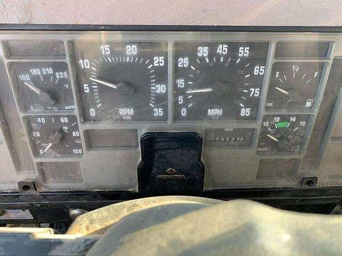 Used 1997 INTERNATIONAL 4700