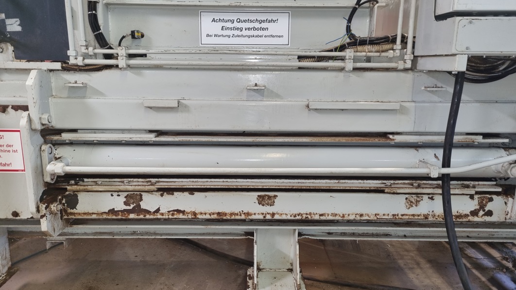 Used Ballenpresse Avermann, Typ AVOS BP1211-15/50, Presskraft 50 t, Baujahr 2012