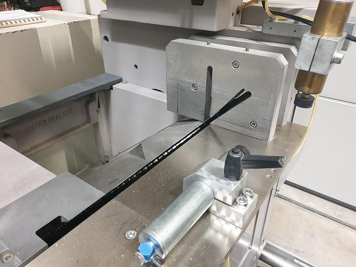 Gebraucht Doppelgehrungssäge Elumatec DG 142