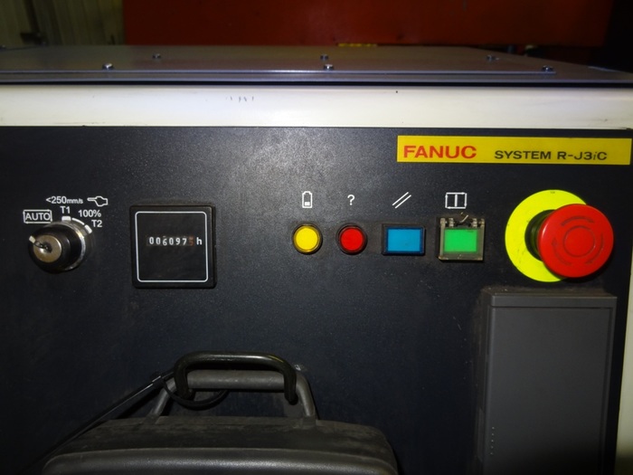 Used FANUC M900iA/350 6 AXIS CNC ROBOT 350kg CAPACITY