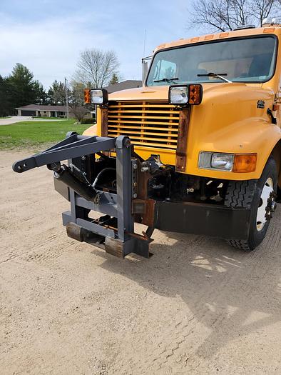Used 2002 International 4900