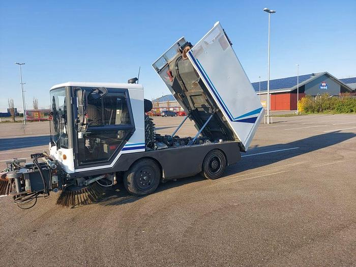 Gebruikt 2005 Ravo 340