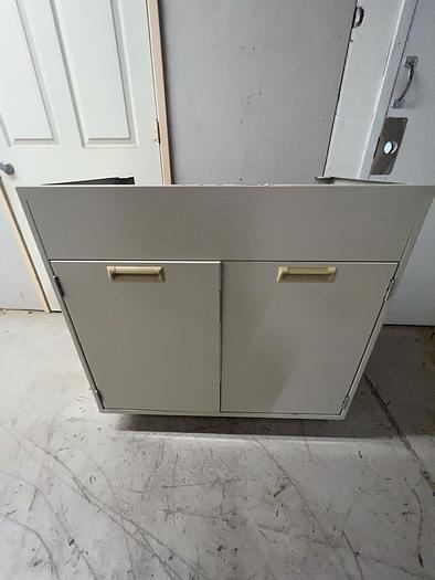 Used Thermo Scientific Metal Lab Casework