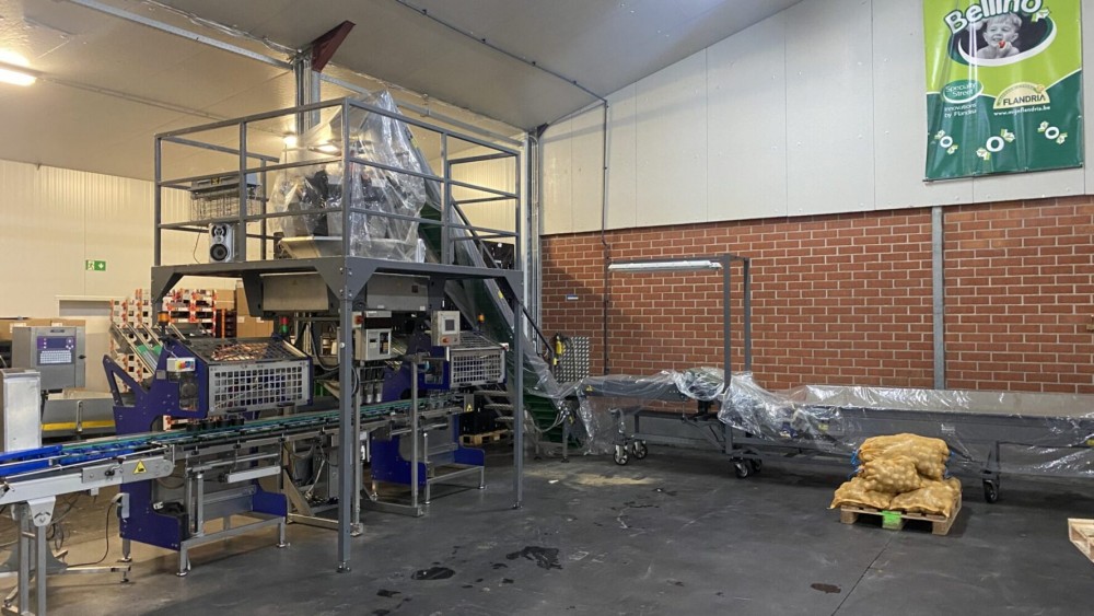 Used Full Jasa ishida weighing shaker line