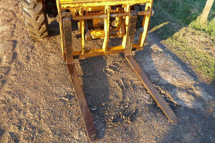 Used 2010 JCB 520-50 WS