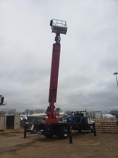 Used 2007 International 4400 Skyhoist RX87 Sign Crane - M26707