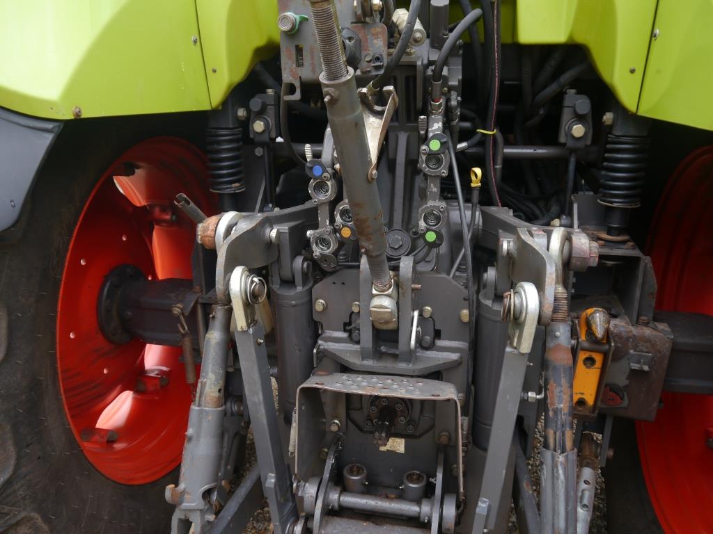 Used Claas Arion 610 4wd Tractor