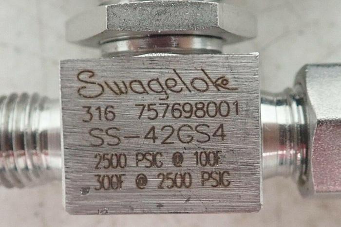 Used Swagelok SS-42GS4 Ball Valve with 316 Fitting