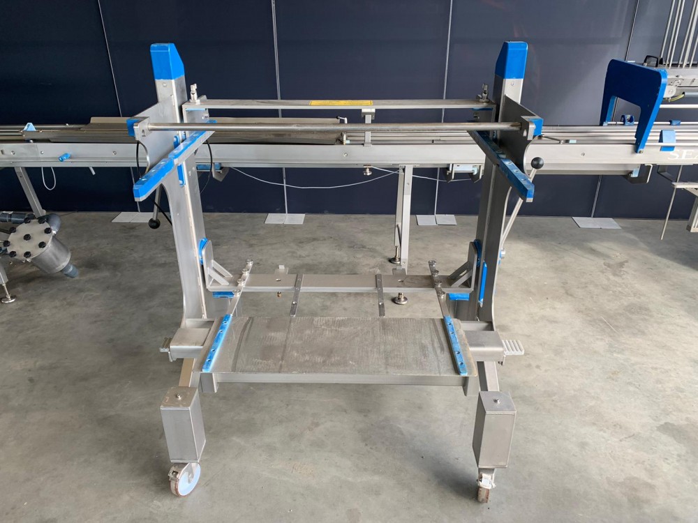 Used Sealpac 800 traysealer