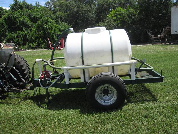 Used Pull Behind 525 Gallon Water Wagon