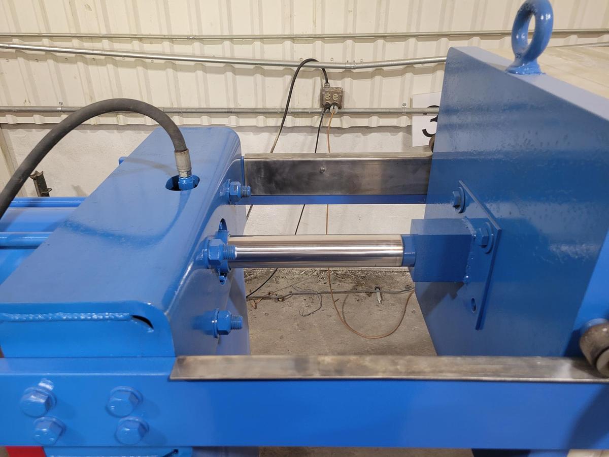 Used [FP-84]: Used 3CuFt, 630mm Filter Press