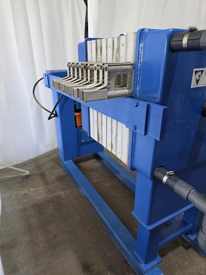 Used Used Filter Press