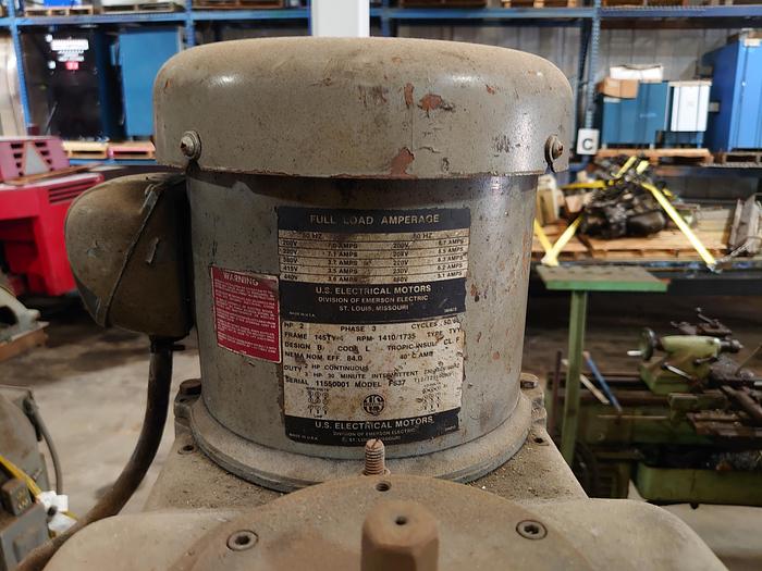 Used Bridgeport end mill for Sale in San Antonio, Texas