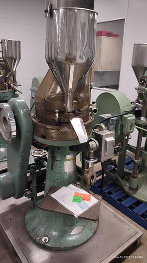 Used Used Manesty D3B-16 Station Rotary Tablet Press