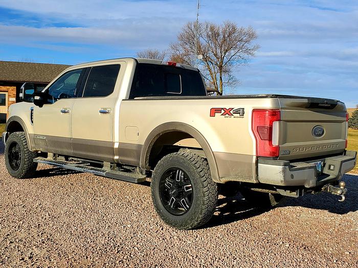 Used 2018 Ford F350 Crew Cab Truck w/ 26k Miles