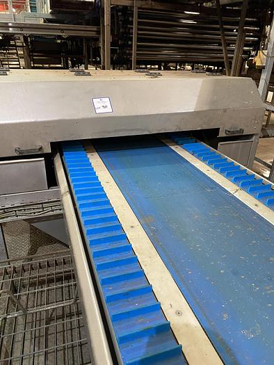 Used Carrot/parsnip Trimming Line 5m L 1.8m W - lift out charge £200