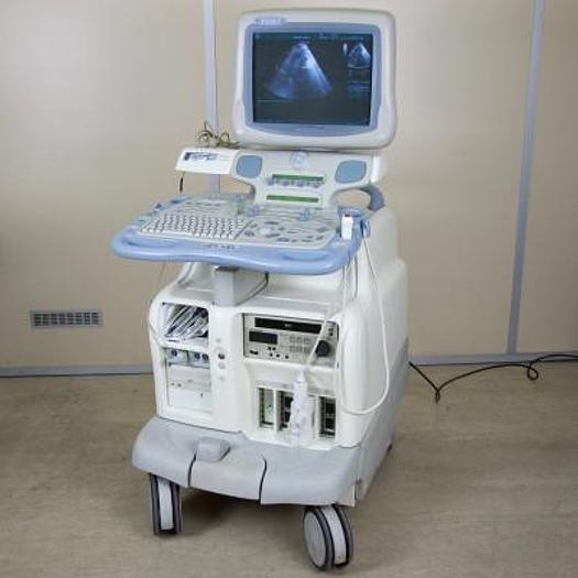 Gebraucht ECHOCARDIOGRAPHE GENERAL ELECTRIC GE VIVID 7 AVEC SONDE CARDIAQUE 3S