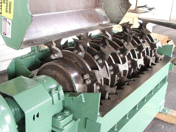 Used 48" MAREN SHREDDER WITH PINCH CONVEYOR