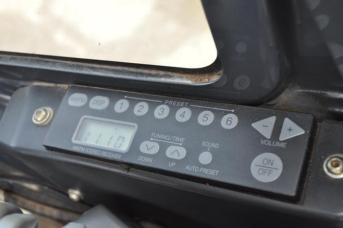 Used 2016 HITACHI ZAXIS 26U