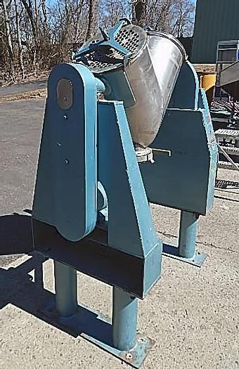 Used 2 CU. FT. P-K TWIN SHELL BLENDER – #9248