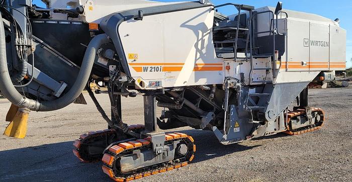 Used 2016 Wirtgen W210i