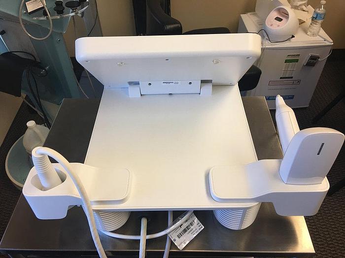 Used Venus Viva RF Fractional Skin Resurfacing & Magnetic Fields Wrinkle Reduction