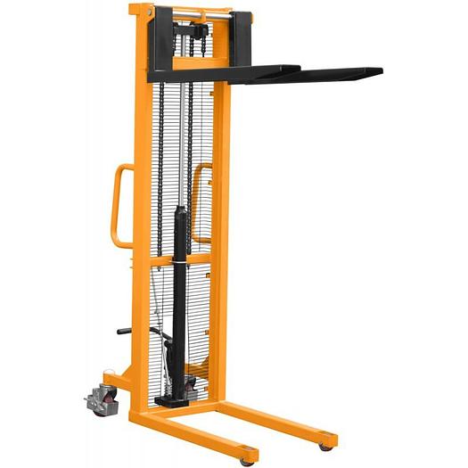 Cormak P516 Mast Pallet Truck