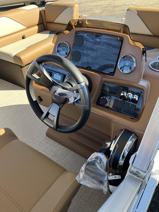 2026 Avalon Venture Cruise Rear Bench