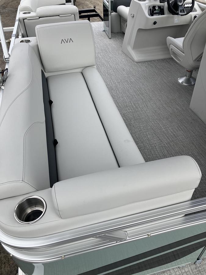 2026 Avalon VLS Quad Lounge