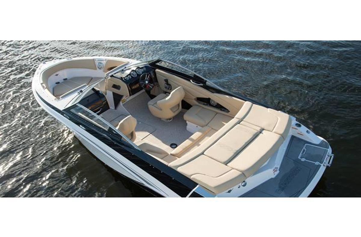 Used 2015 Glastron GT 225