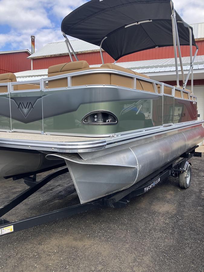 2026 Avalon Venture Cruise Rear Bench 1975