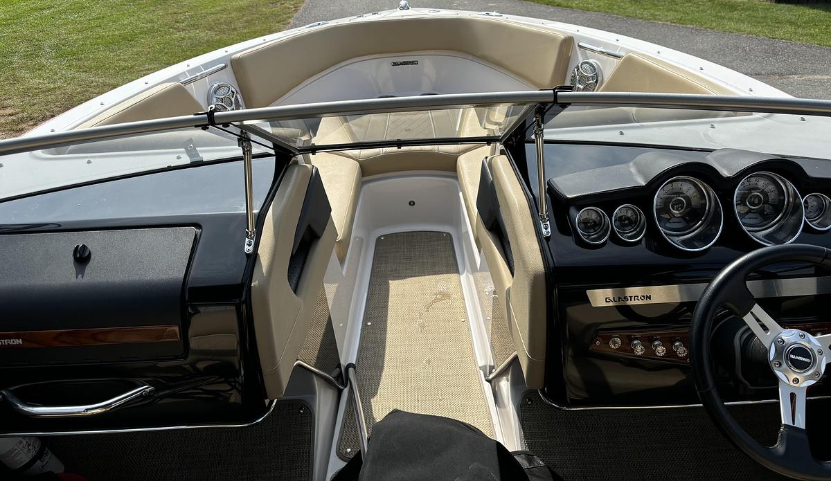 Used 2015 Glastron GT 225