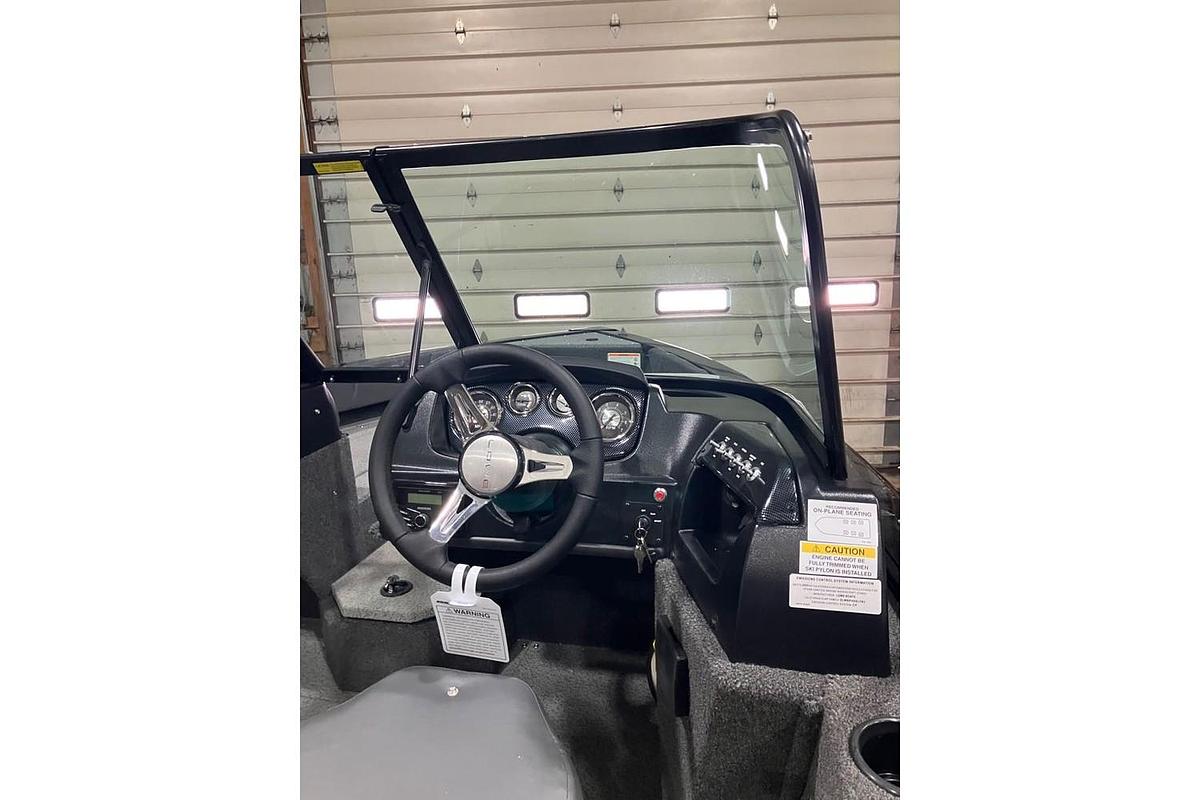 2025 Lowe Fish and Ski FS 1700