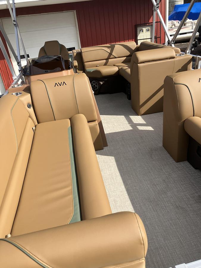 2026 Avalon Venture Cruise Rear Bench 1975