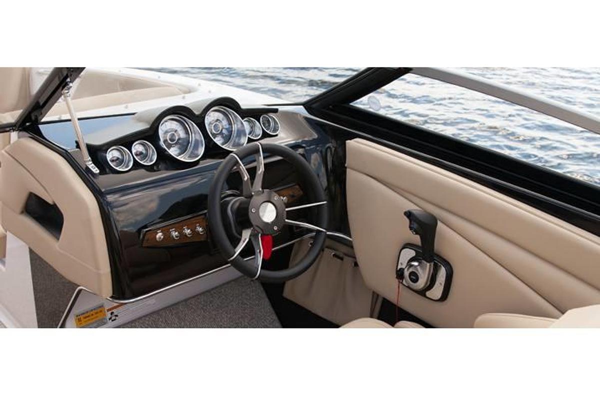 Used 2015 Glastron GT 225