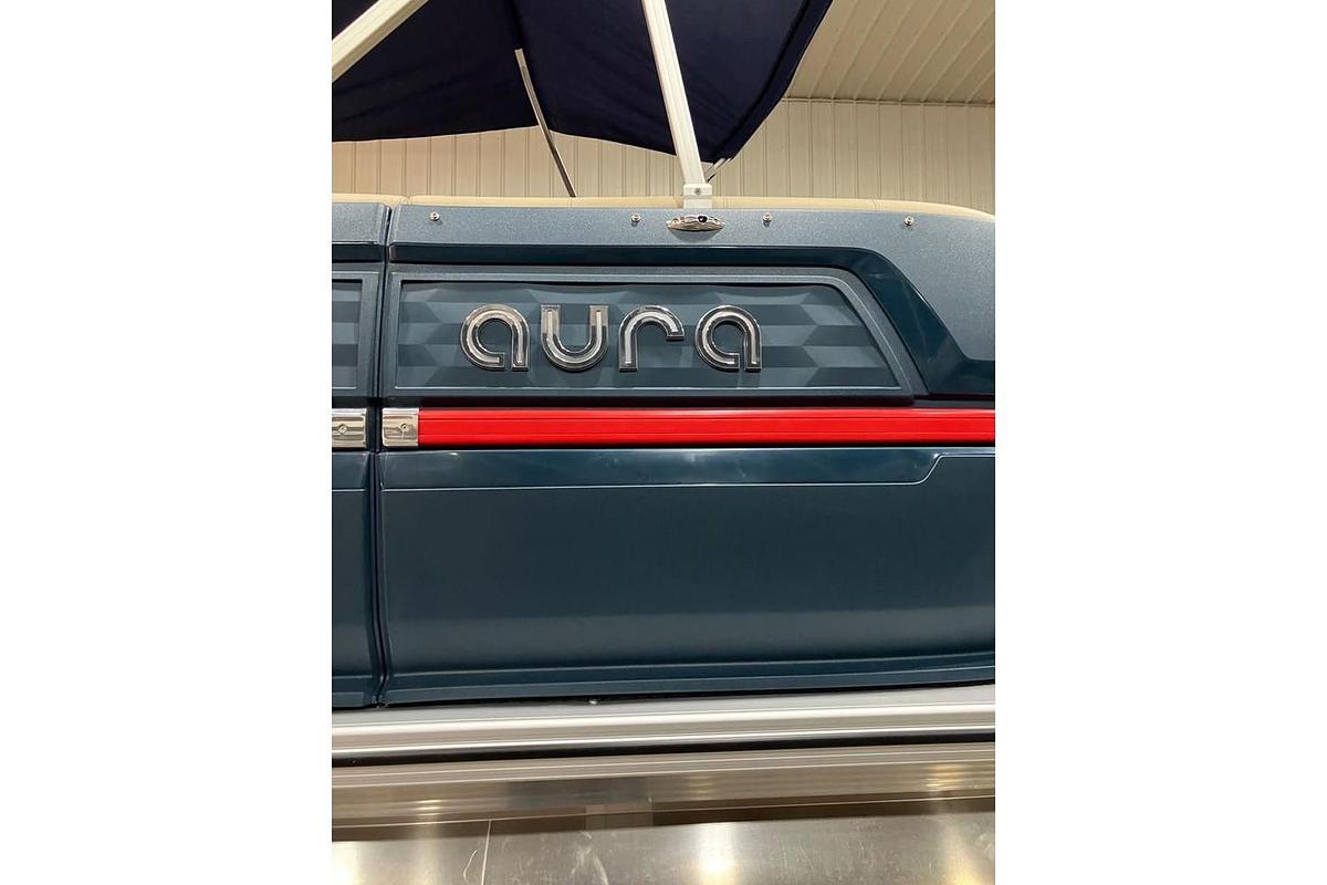 2025 Avalon Aura Quad Lounge