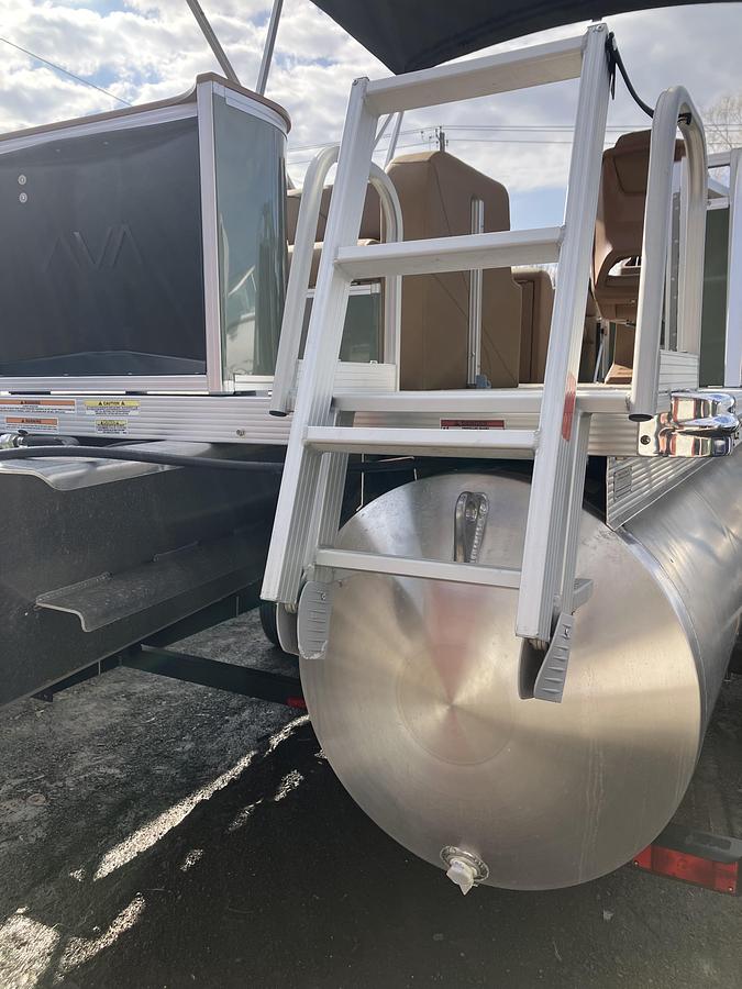 2026 Avalon Venture Cruise Rear Bench 1975