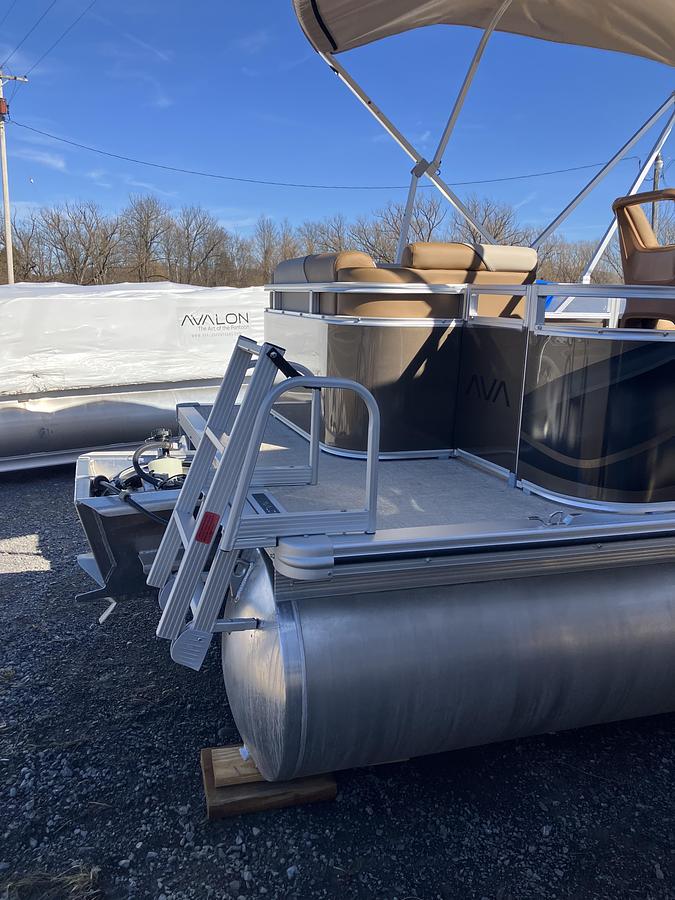 2026 Avalon Venture Cruise Rear Bench