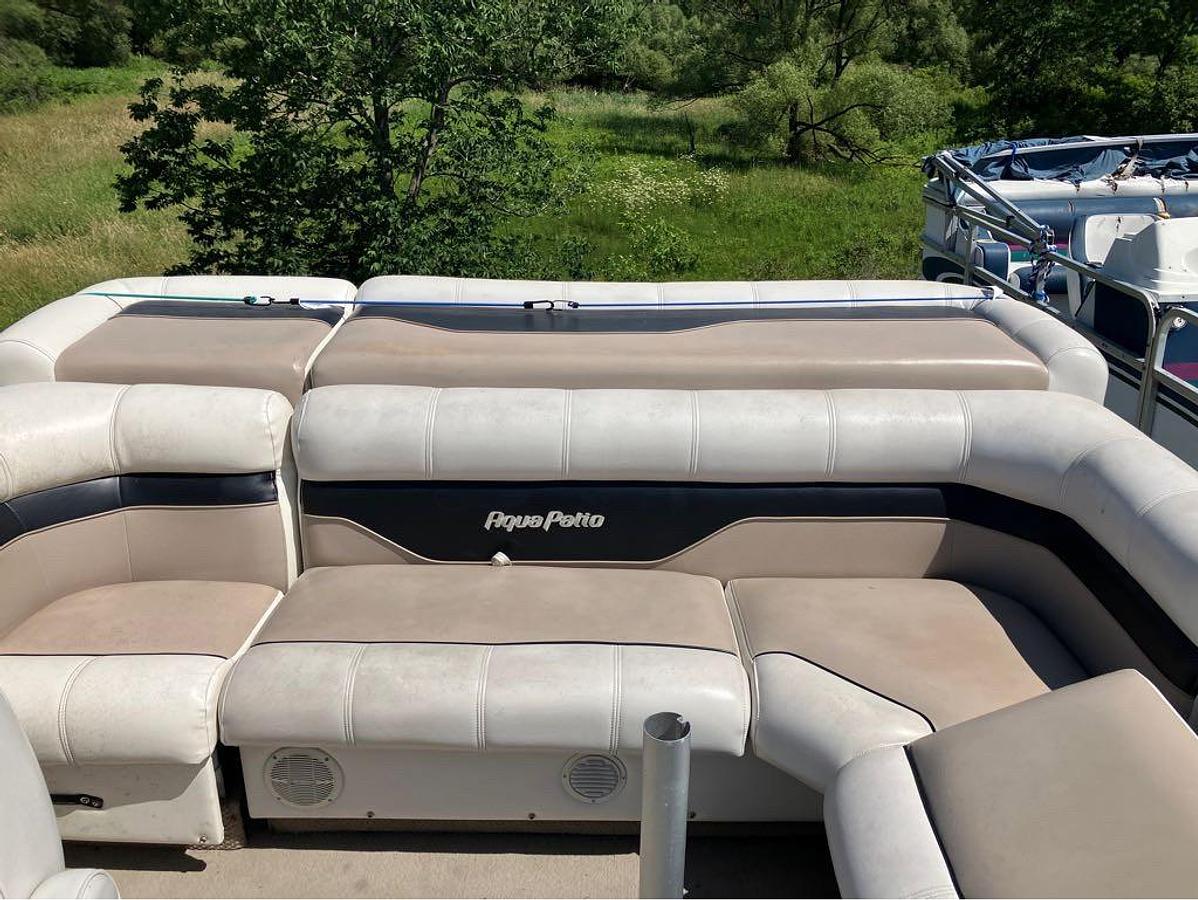 Used 2002 Aqua Patio Dinette