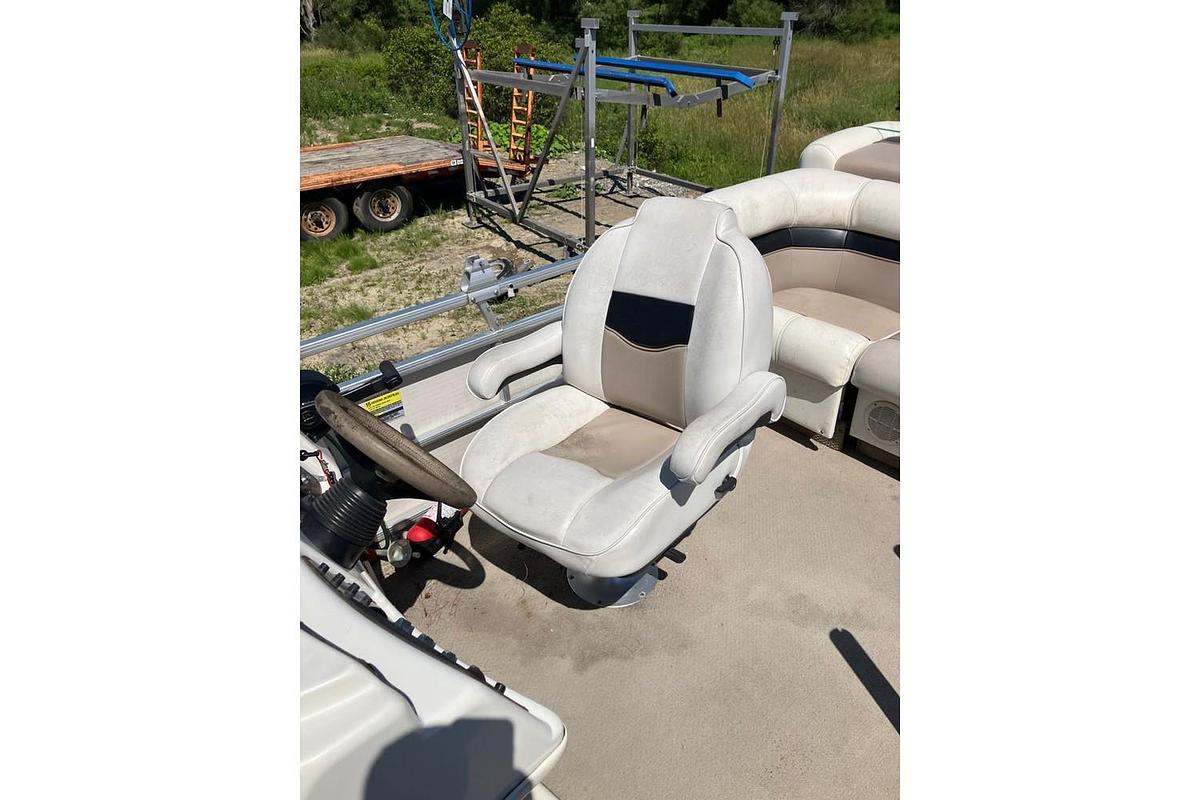 Used 2002 Aqua Patio Dinette