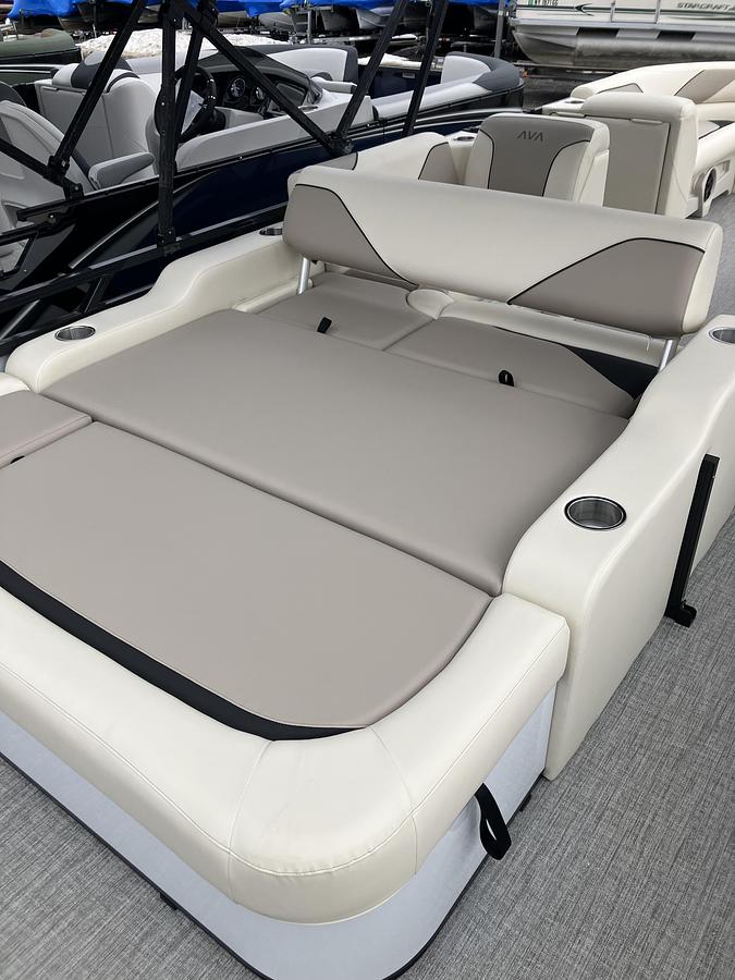 2026 Avalon Venture 85 VRB