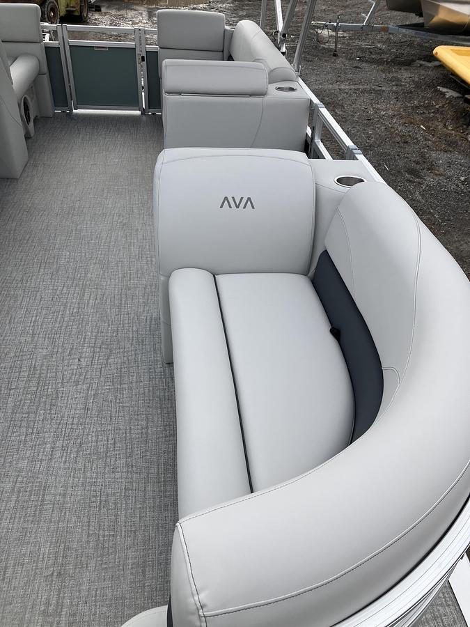 2026 Avalon VLS Quad Lounge